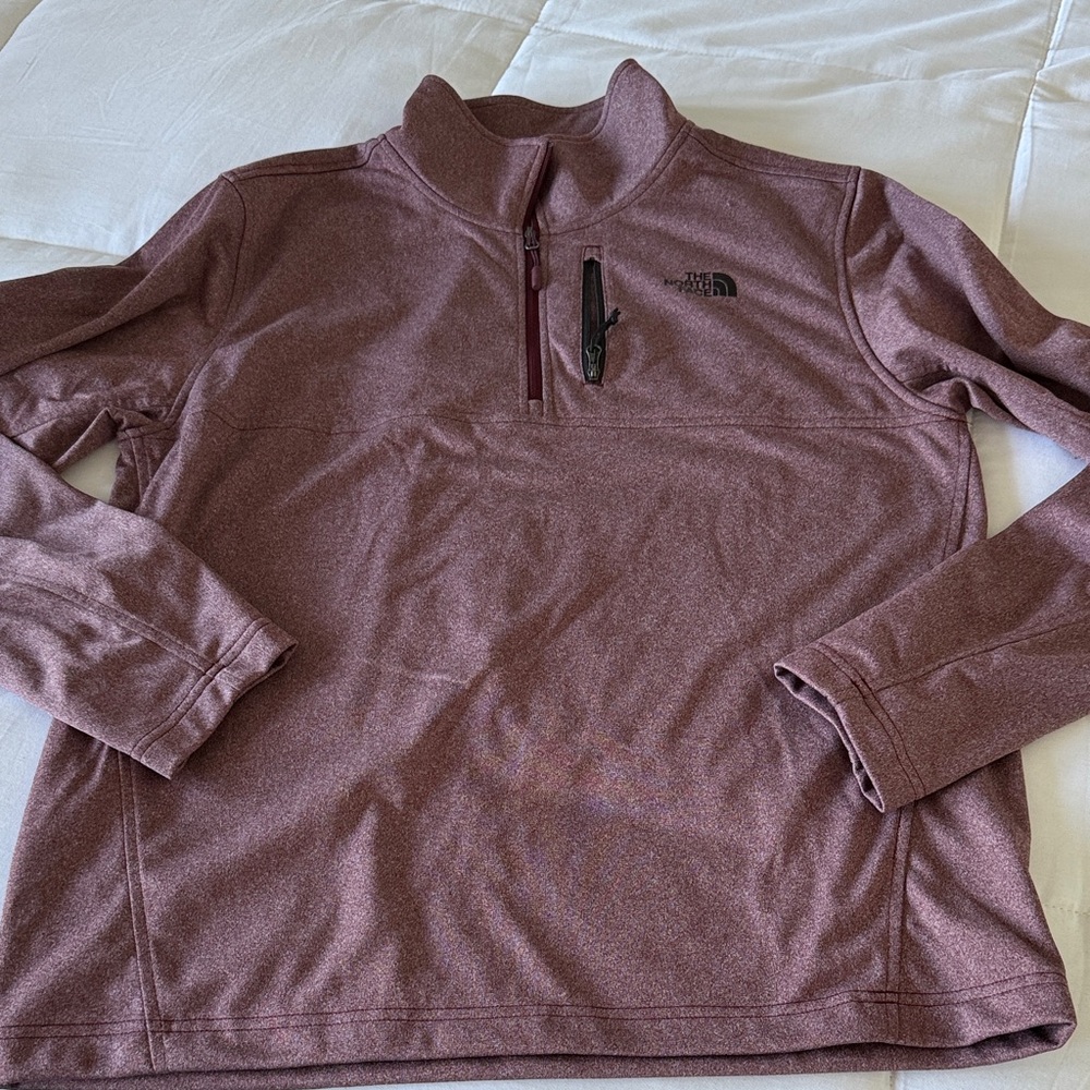 The North Face Men’s Medium Quarter Zip Pullover Burgundy Heather